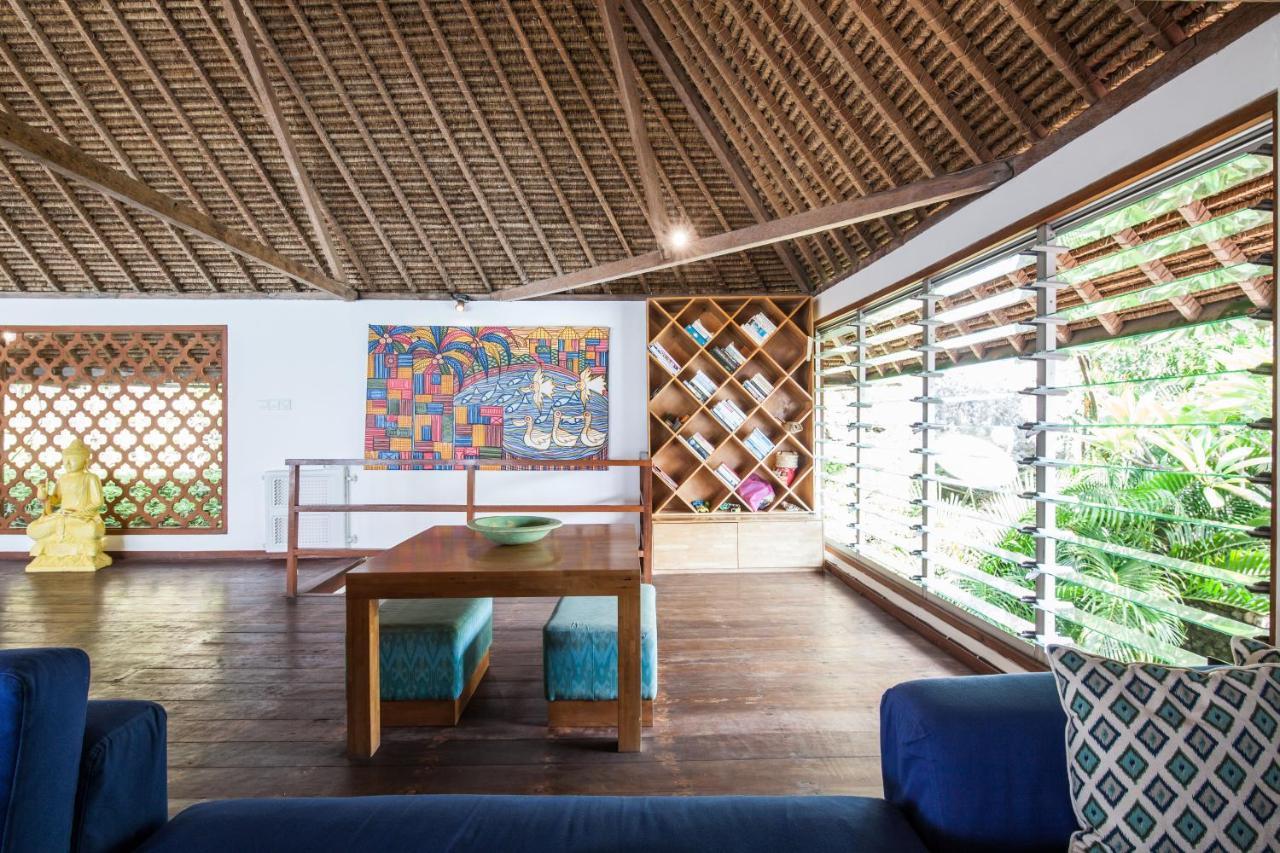 Villa Gmb Beach House Uluwatu Esterno foto