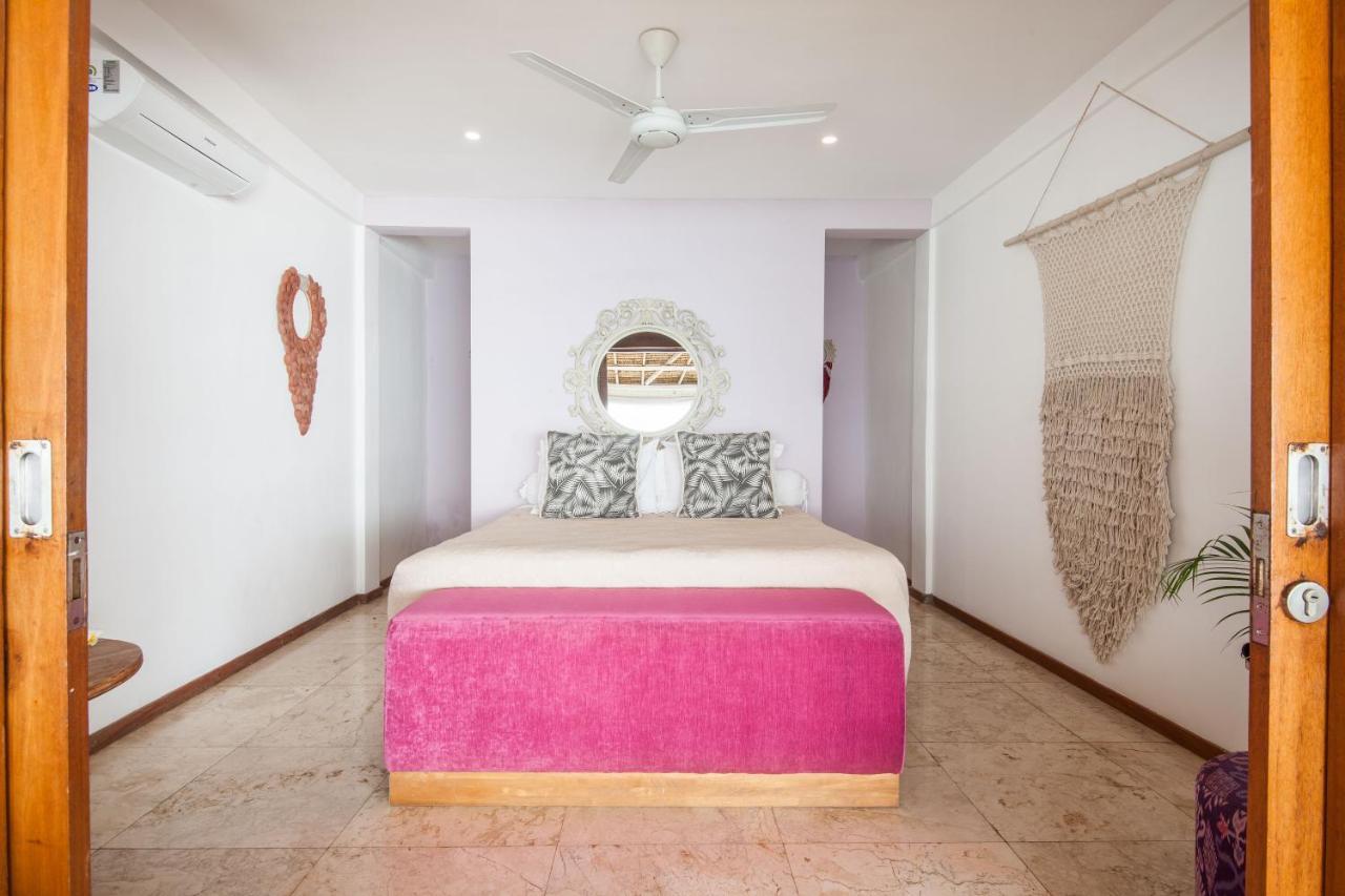 Villa Gmb Beach House Uluwatu Esterno foto